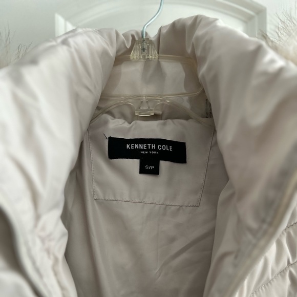 Kenneth Cole New York Quilted Ivory Puffer Jacket W Faux Fur Size S - Picture 6 of 11